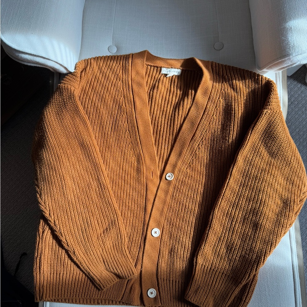 Tradlands Cardigan